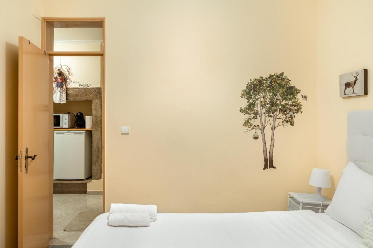 Cozy One Bedroom Apt In Historic Location - Carmo Лісабон Екстер'єр фото